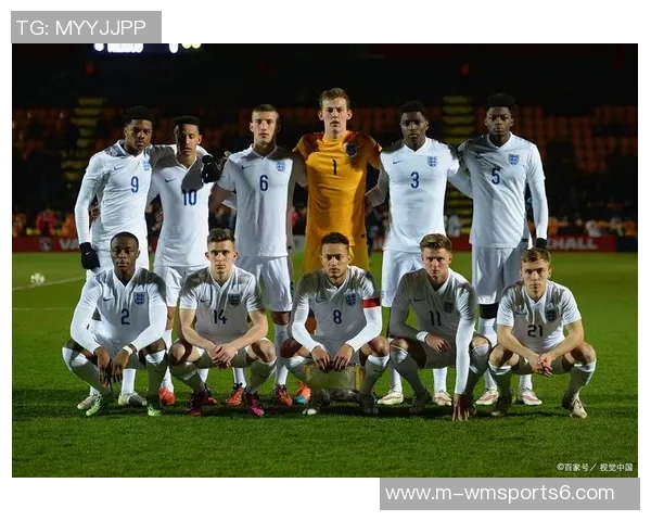 足球队图片展示各队风采与激情让我们共同感受绿茵场上的荣耀与梦想